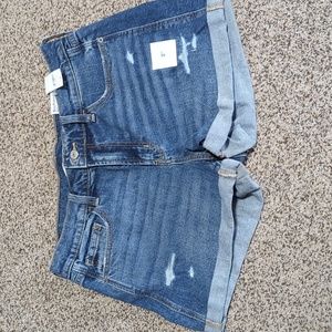 Old navy boyfriend shorts